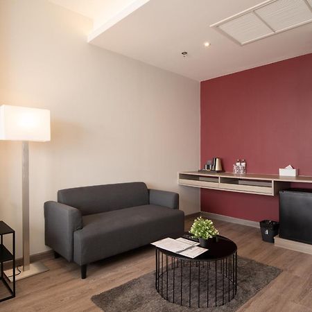 Thaya Hotel Bangkok Zewnętrze zdjęcie