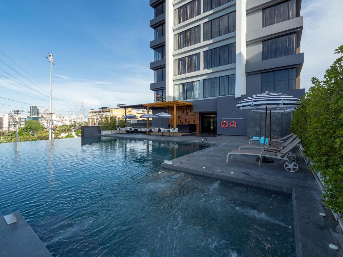 Thaya Hotel Bangkok Zewnętrze zdjęcie