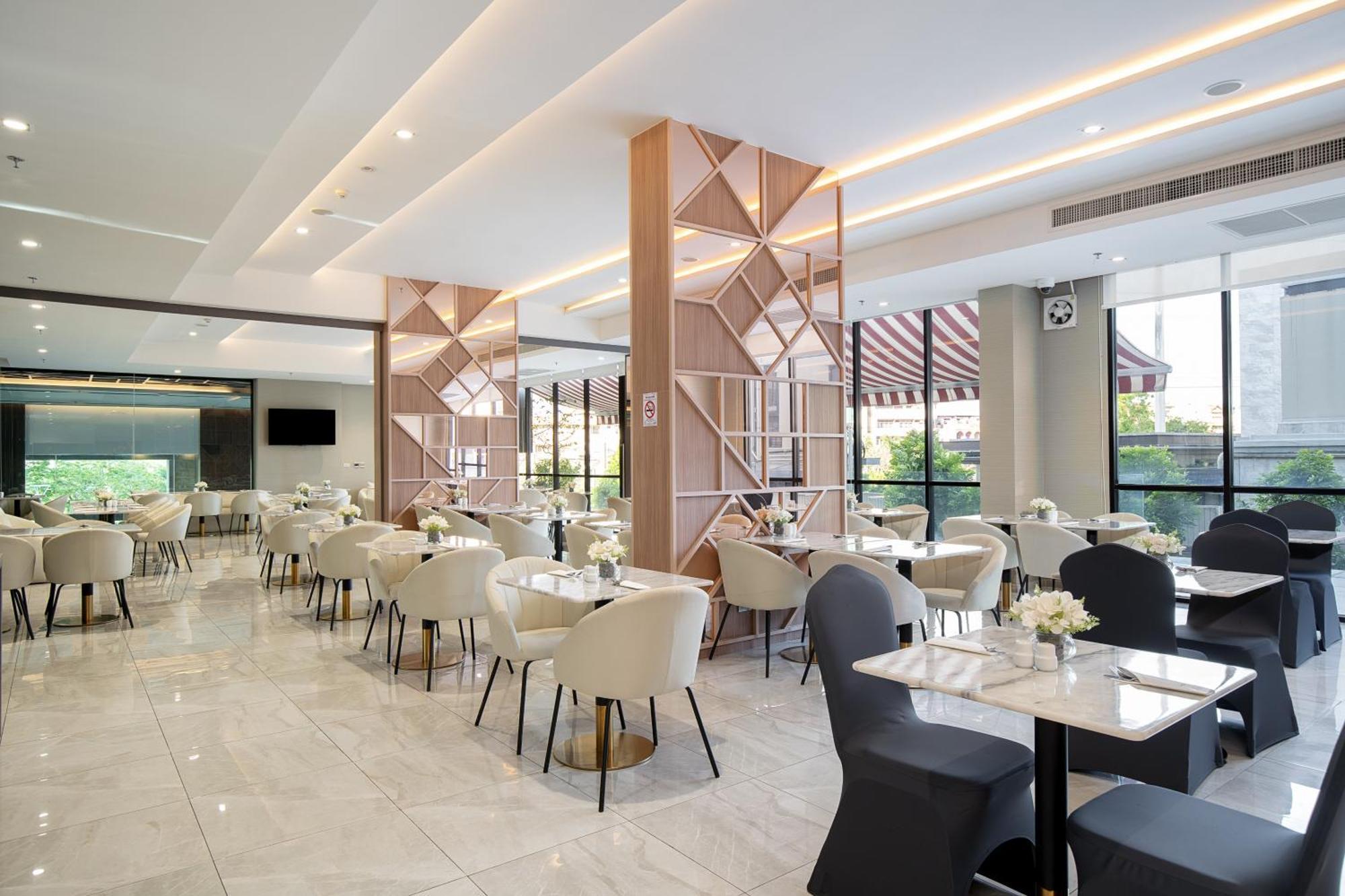 Thaya Hotel Bangkok Zewnętrze zdjęcie